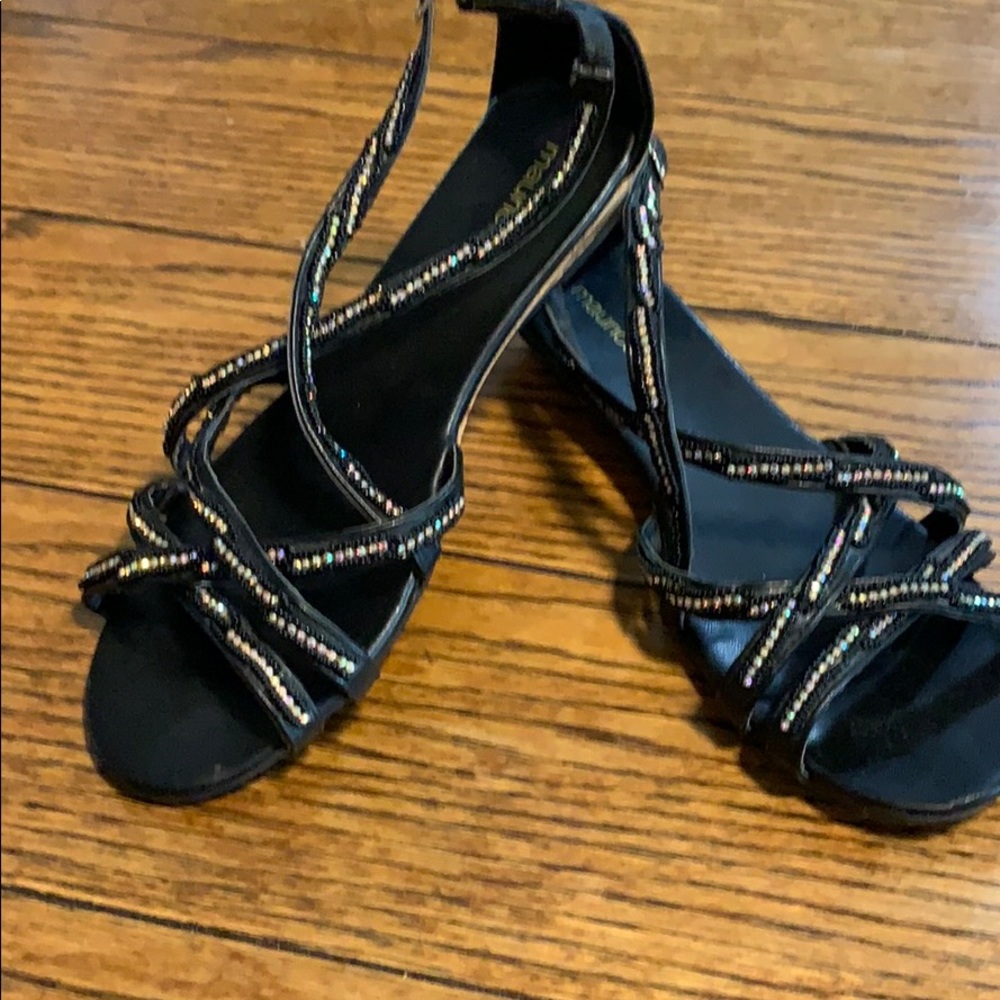 Sandals - Picture 3 of 4